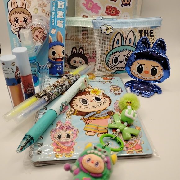 Labubu Assorted Bundle - Picture 3 of 3